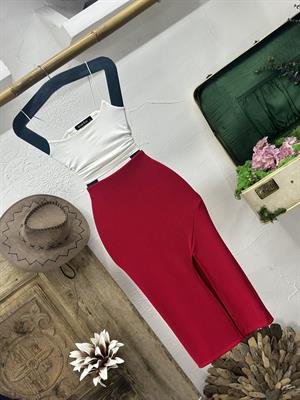 Ottoman Kumaş Yan Yırtmaçlı Midi Boy Eteğimiz 