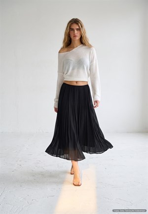 Oversize V Yaka Merserize Triko Beyaz 