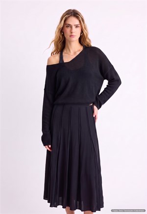 Oversize V Yaka Merserize Triko Siyah