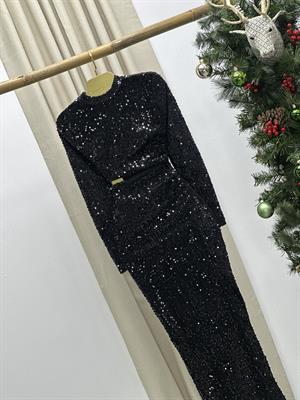 Payet Kadife Kumaş Bel Dekolteli Yırtmaçlı Uzun Siyah Elbise