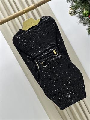 Payet Kumaş Bel Dekolteli Metal Aksesuar Detaylı Tasarım Elbise Siyah