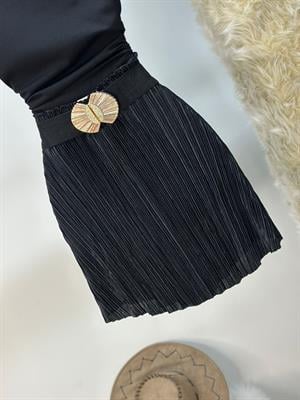 Pliseli Kumaş Asimetrik Kesim İçi Şort Astarlı Etek (Kemer Dahil Değildir)