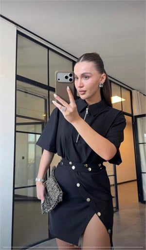 Poplin Kumaş Asimetrik Düğmeli Yaka Fermuarlı Elbise
