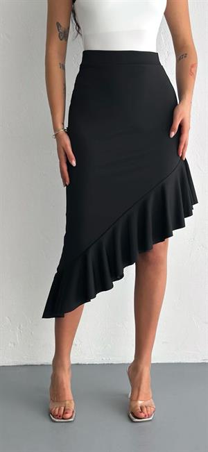 Sandy Kumaş Asimetrik Kesim Volan Detay Midi Boy Etek Siyah