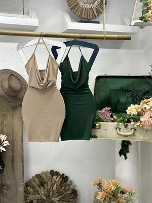 Sandy Kumaş Degaje Yaka Boyundan Bağlamalı Elbise 