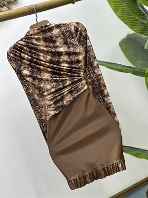 Sandy Kumaş Drapeli Snake Desen Bluz