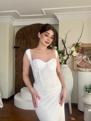 Sandy Kumaş Drapeli Tül Detaylı Gloplu Uzun Elbise Beyaz