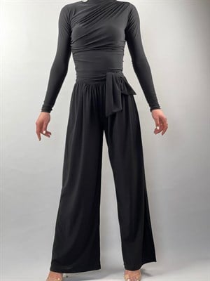 Sandy Kumaş Rahat Kalıp Kuşak Detaylı Pantolon