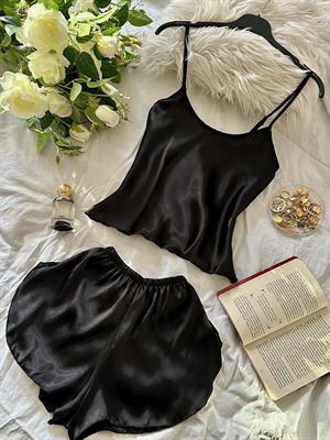 Saten Kumaş Askılı Şortlu Takım