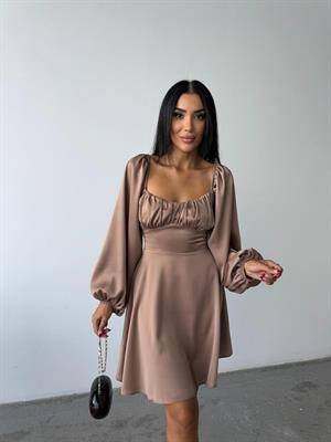 Saten Kumaş Balon Kol Göğüsler Büzgü Detaylı Kloş  Bej Elbise