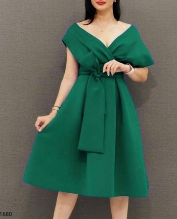 Scuba Crep Kumaş Düşük Omuz Kuşaklı Midi Boy Elbise