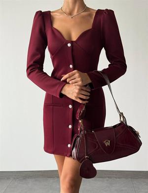 Scuba Crep Kumaş Kalp Yaka Taş Düğmeli Bordo Elbise