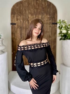 Scuba Kumaş Madonna Yaka Güpürlü Siyah Elbise 