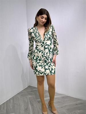 Şifon Kumaş Derin V Yaka Kaplama Düğmeli Tasarım Elbise