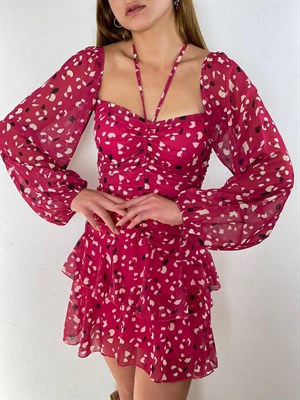 Şifon Kumaş Kalp Yaka Kat Etekli Elbise