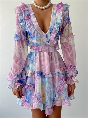 Şifon Kumaş Kat Etekli Fırfırlı Sırt Dekolte Tasarım Elbise Pembe