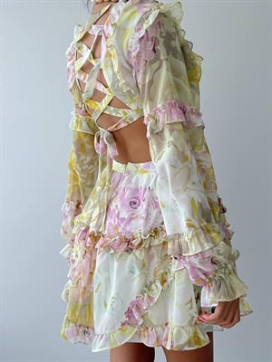 Şifon Kumaş Kat Etekli Fırfırlı Sırt Dekolte Tasarım Elbise Sarı