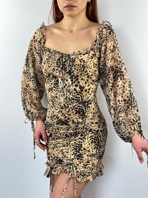 Şifon Kumaş Leopar Desen Bağlama Detaylı Elbisemiz