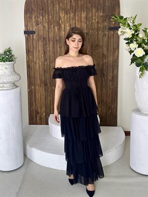 Şifon Kumaş Madonna Yaka Kat Etekli Uzun Elbise Siyah