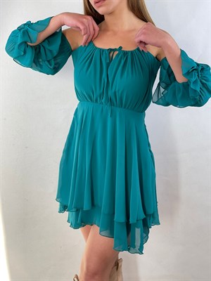 Şifon Kumaş Omuz Dekolteli Kat Etekli Kloş Elbise