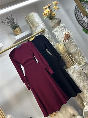 Triko Kumaş Balon Kol Tasarım Midi Boy Elbise