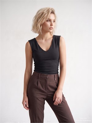 V Yaka Drape Detaylı Bluz Siyah