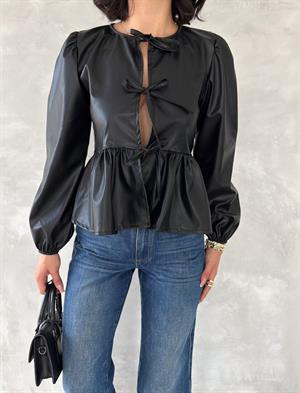 Vegan Deri Kumaş Bağlama Detay Gömlek