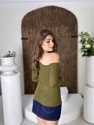 Viskon Kumaş Asimetrik Düşük Omuz Tasarım Bluz Haki