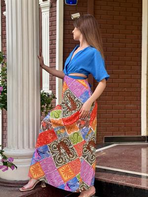 Viskon Kumaş Bel Dekolteli Patchwork Desen Tasarım Elbisemiz