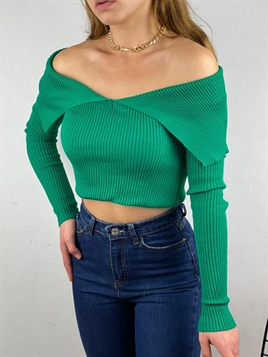 Yaka Detay Triko Kazak