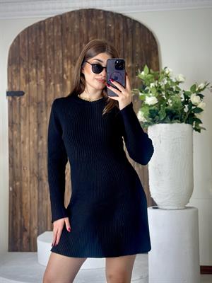 Yuvarlak Yaka Çan Etekli Triko Siyah Elbise