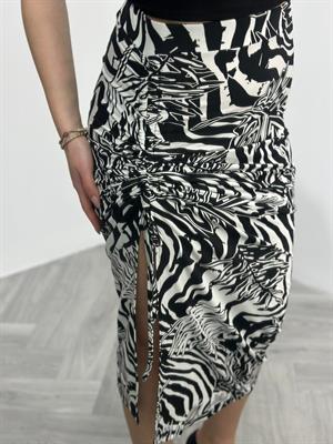 Zebra Desen Kristal Pamuk Kumaş Drapeli Eteğimiz