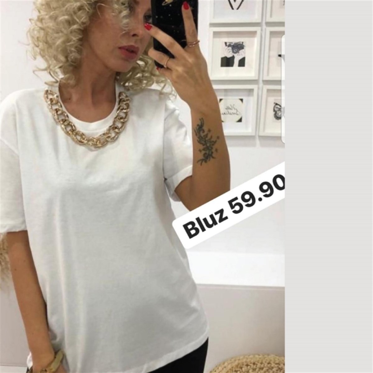  BOYFRİEND KALIP KOLYE DETAY TİŞÖRT