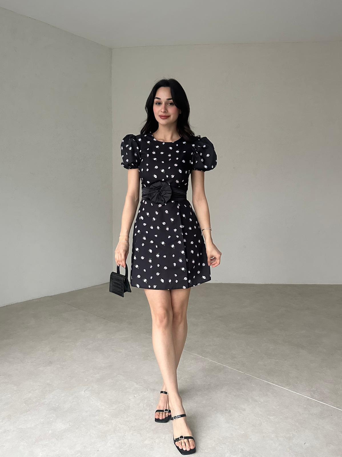 Atlas Kumaş Balon Kol Beyaz Desenli Kemer Detay Tasarım Elbise