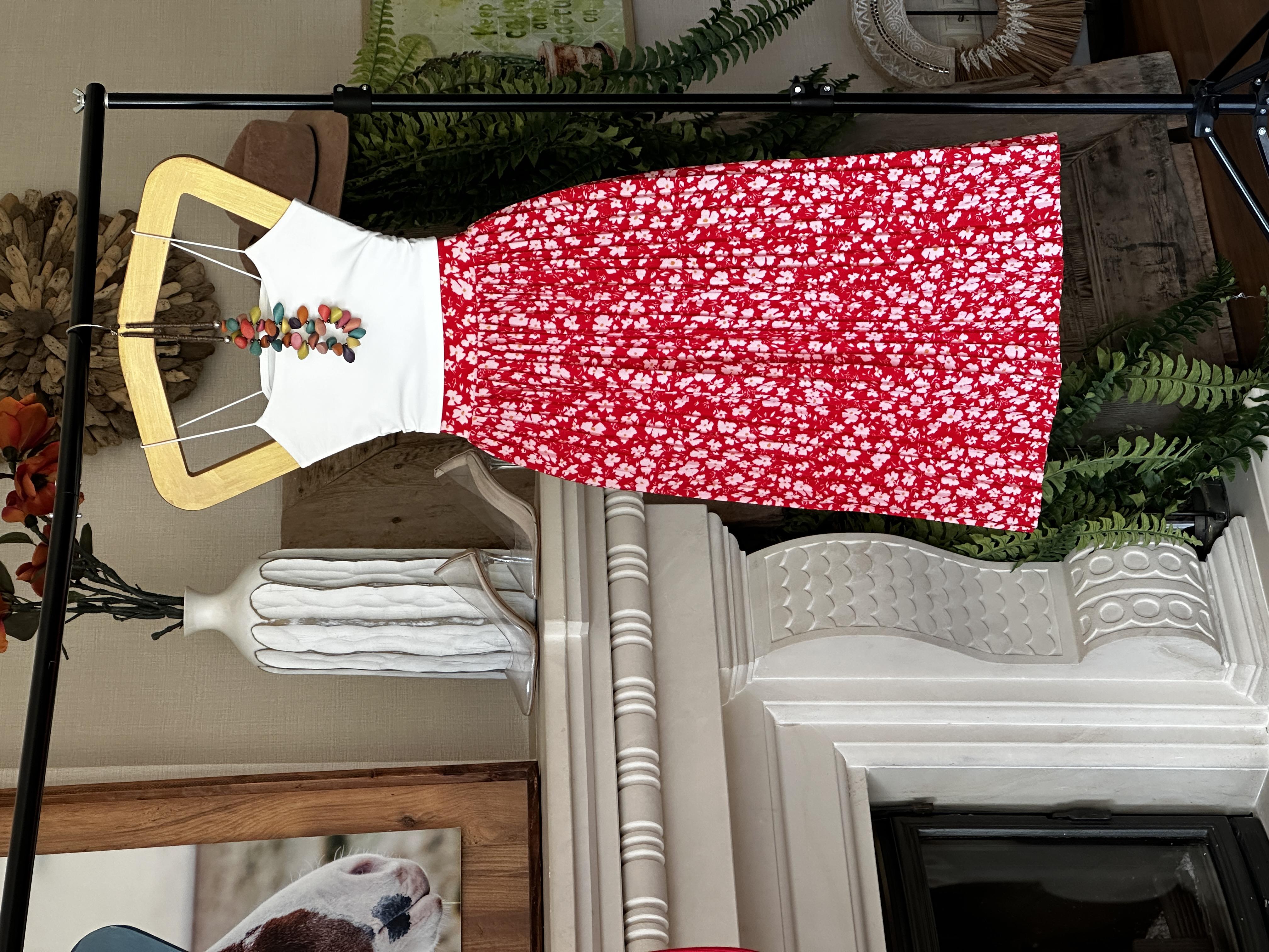 Crep Dokuma Kumaş Pliseli Çiçek Desen Midi Boy Etek 