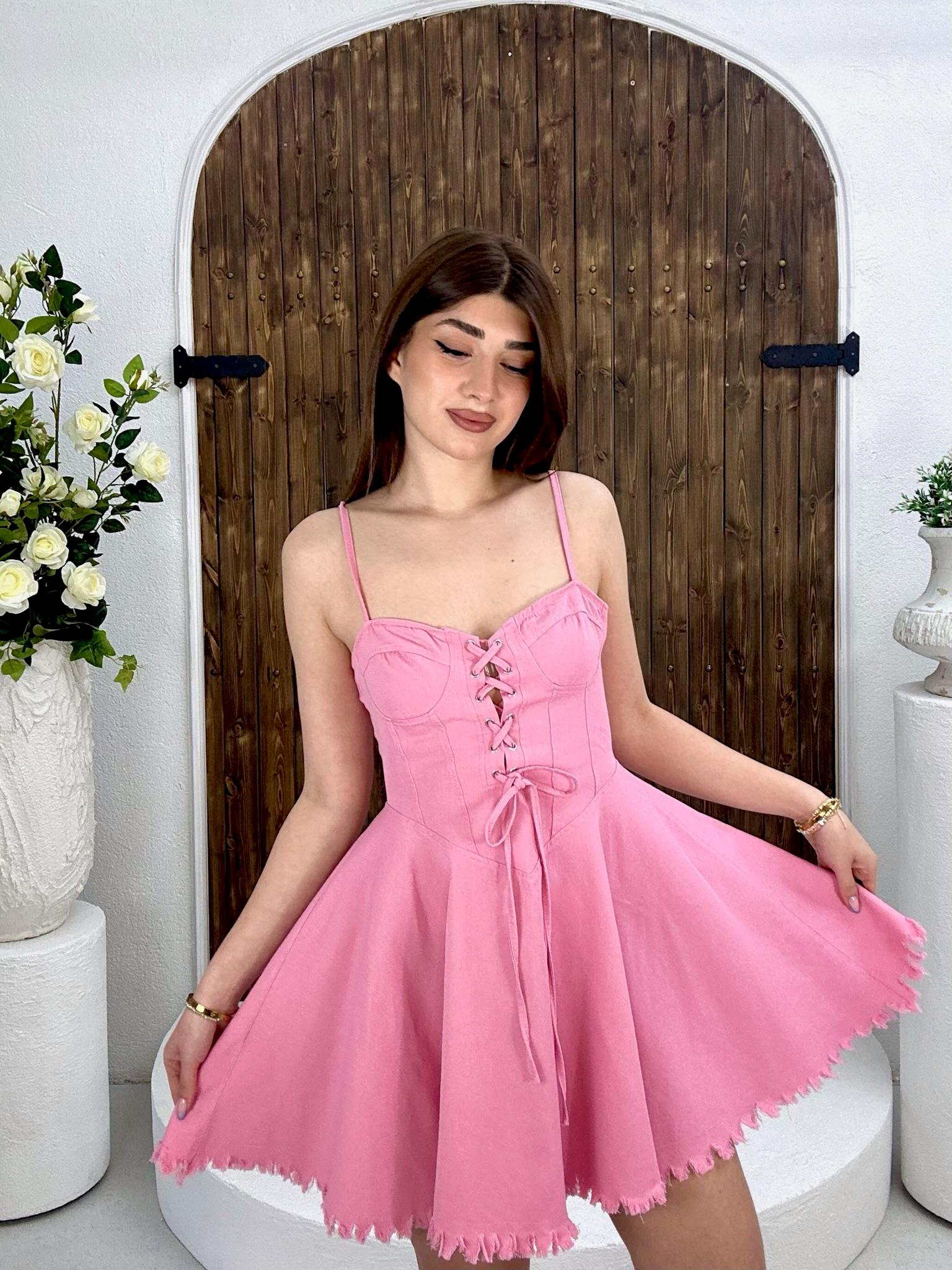 Gabardin Kumaş Kuşgözü Detay Kloş Mini Elbisemiz Pembe