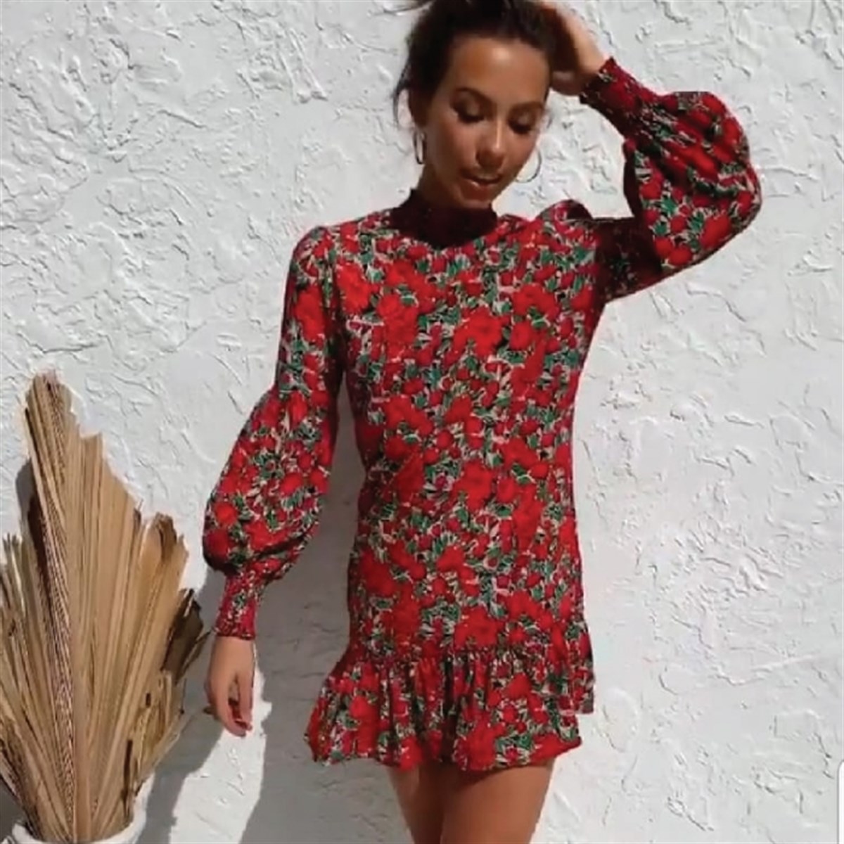 GÜL DESEN KOL DETAY TASARIM ELBİSE 