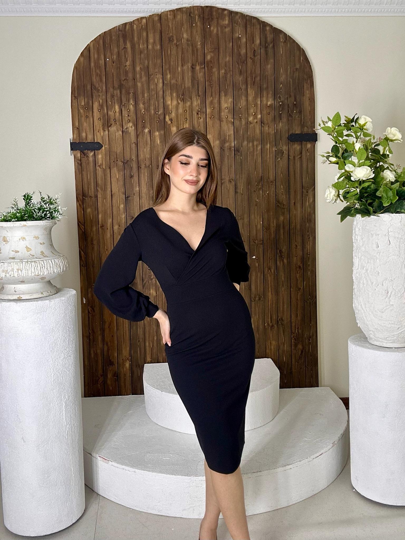 İthal Crep Dokuma Kumaş Kruvaze Yaka Kol Manşetli Kalem Elbisemiz Siyah