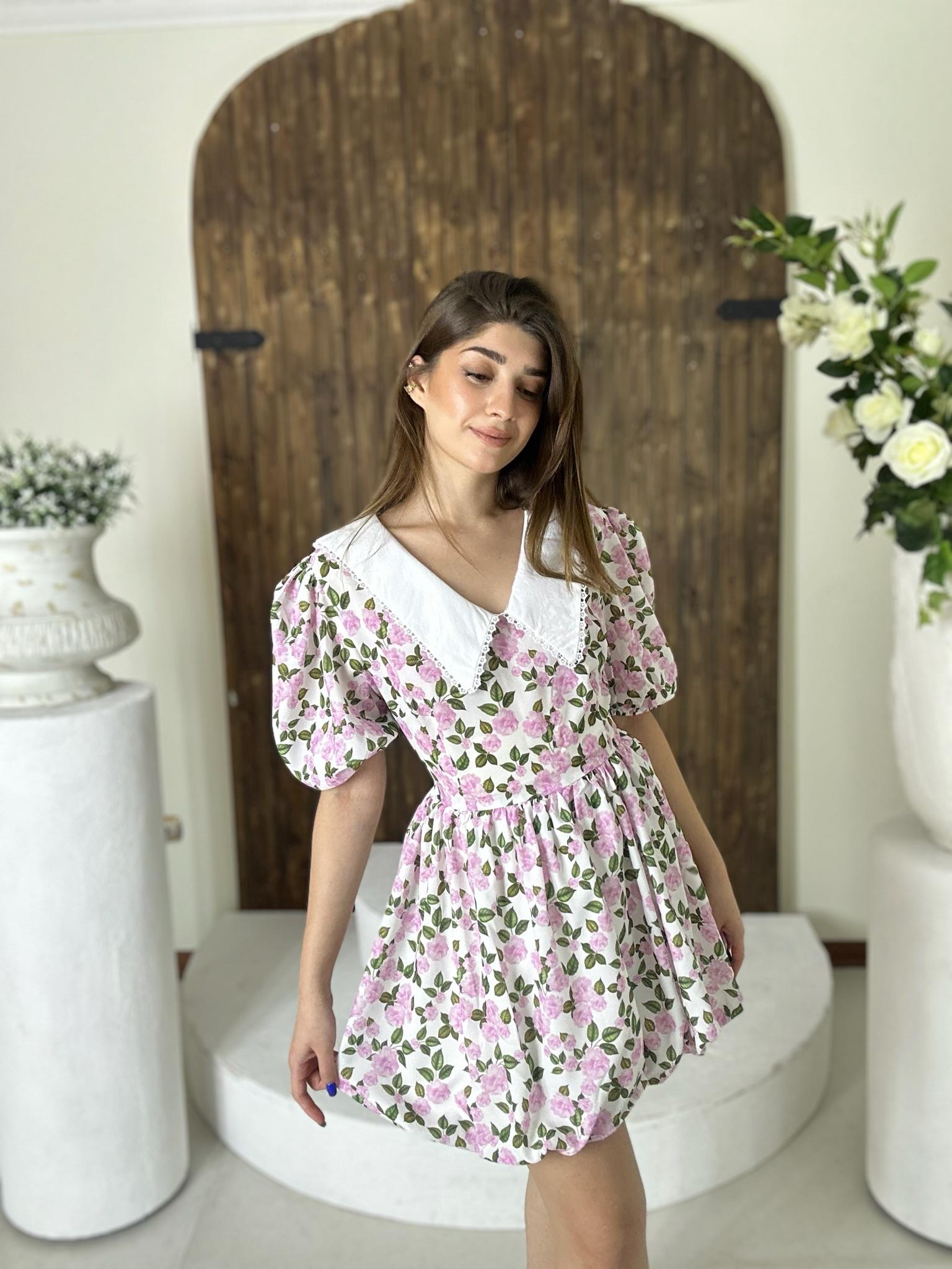 Jenifer Kumaş Çiçek Desen Yaka Güpür Detaylı Tasarım Elbise