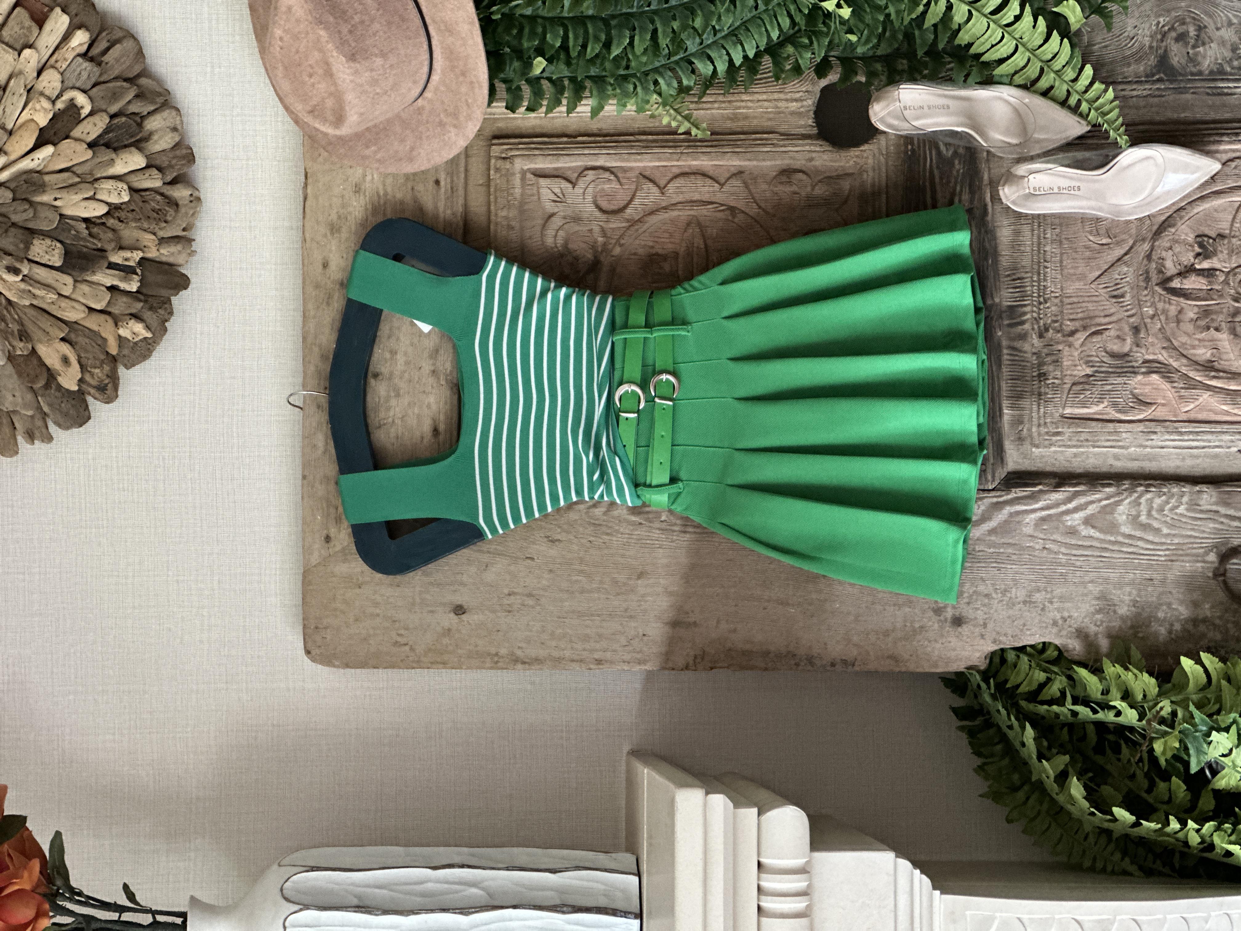 Kare Yaka Çizgili Triko Bluz 