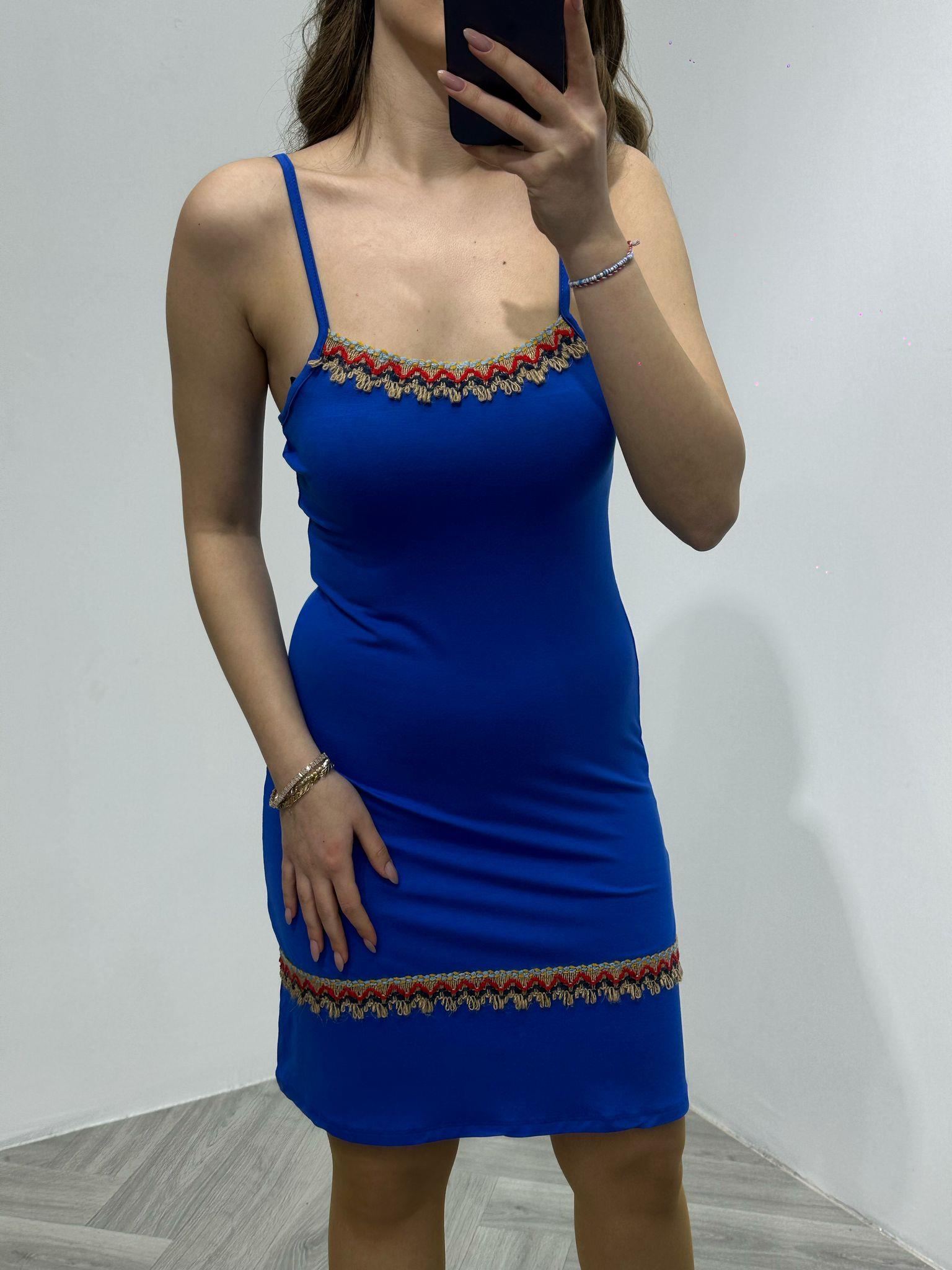 Kristal Pamuk Kumaş Rahat Kalıp Etnik Desen Detaylı Askılı Elbise Saks