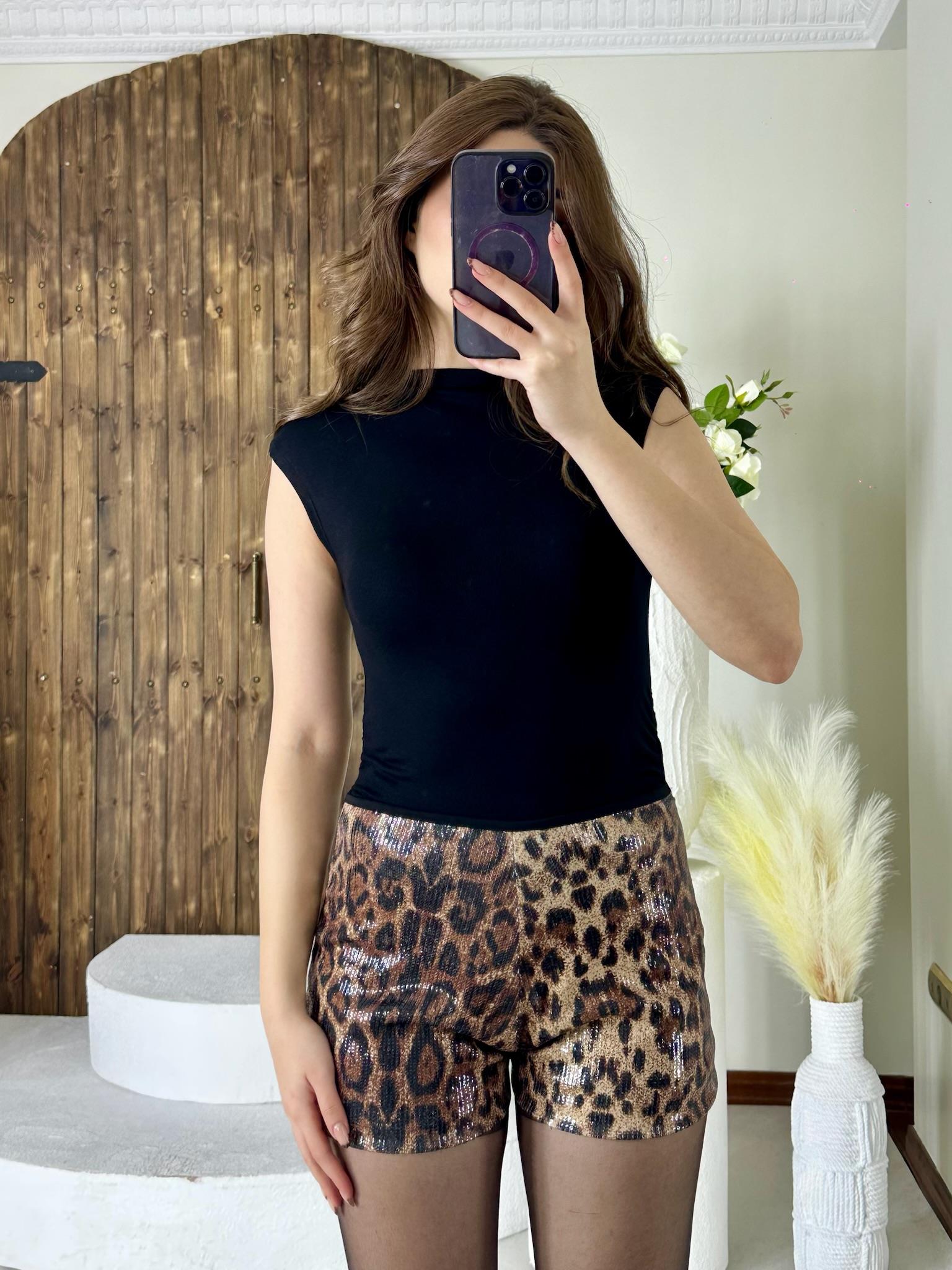 Leopar Desen Payet Mini Şort