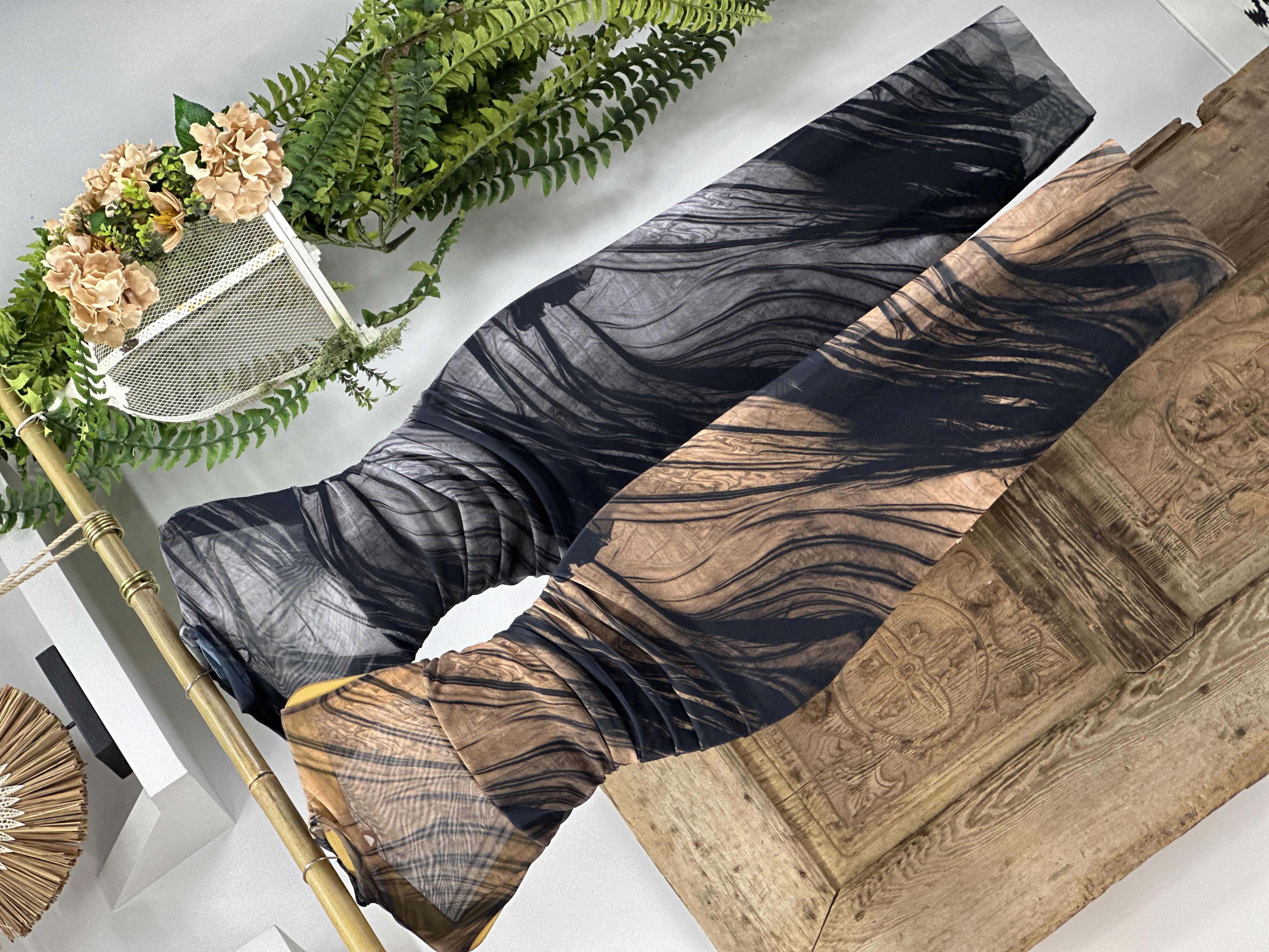 Likralı Tül Kumaş Drapeli Uzun Elbise