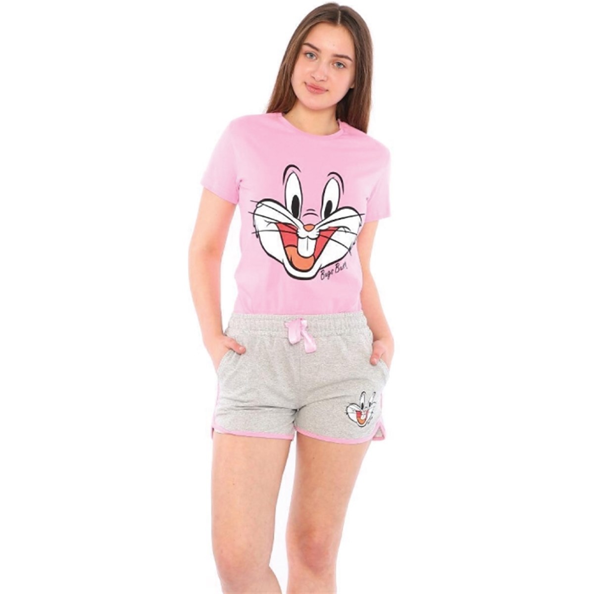 PEMBE KARAKTERLİ TAKIM