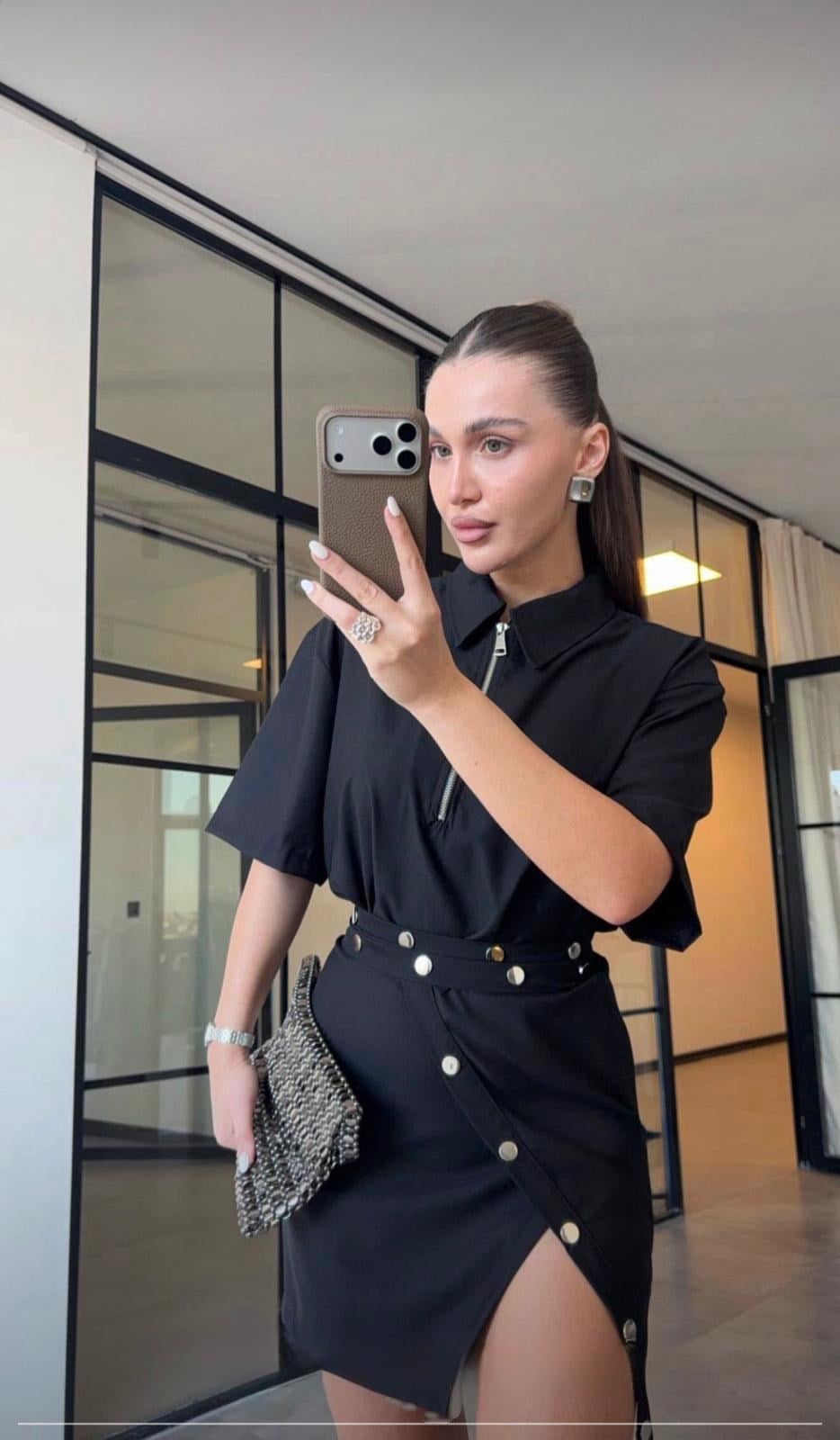 Poplin Kumaş Asimetrik Düğmeli Yaka Fermuarlı Elbise