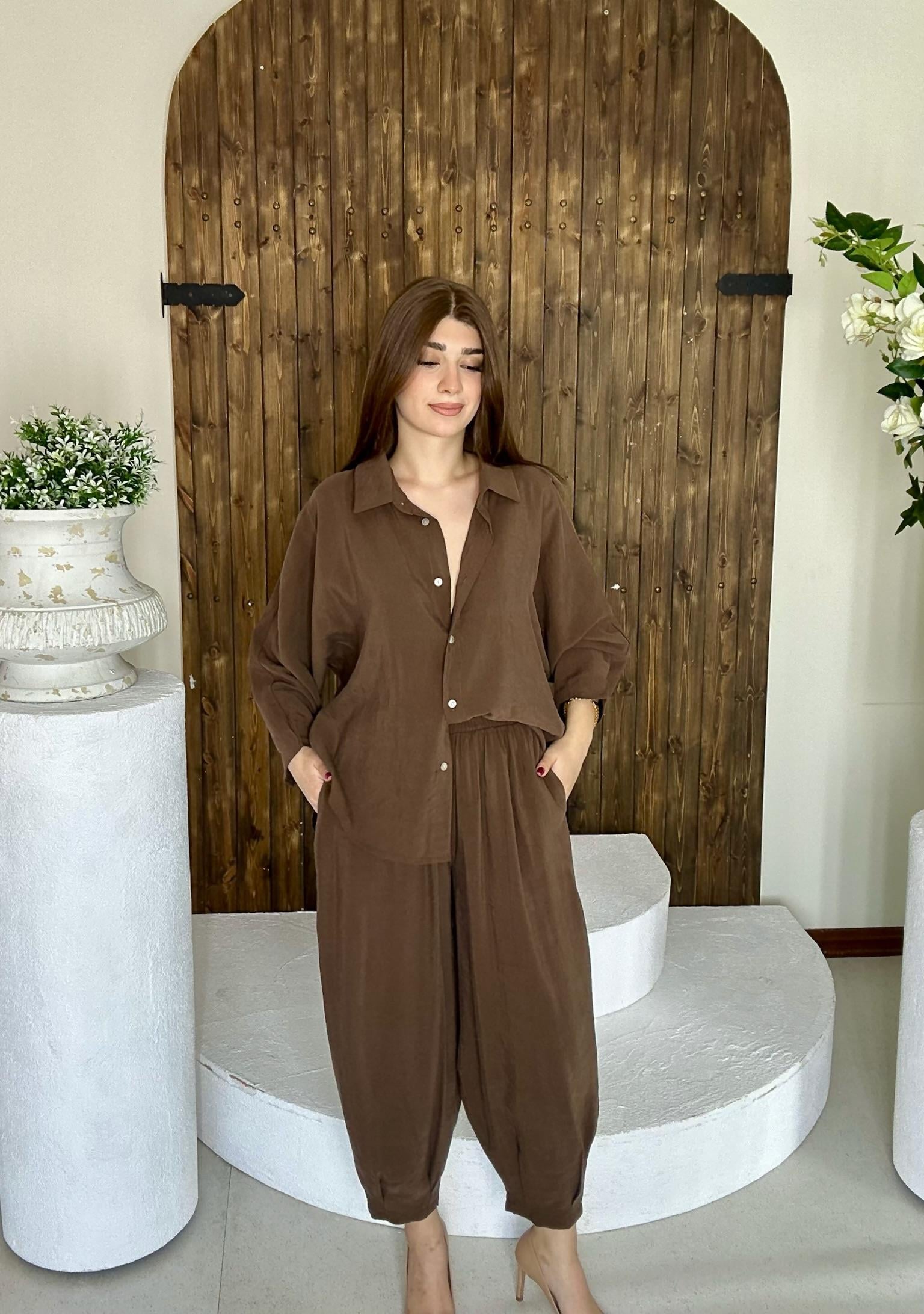 Premium Seri Trikoton Kumaş Beli Lastikli Rahat Pantolon Gömlek İkili Takım Kahverengi