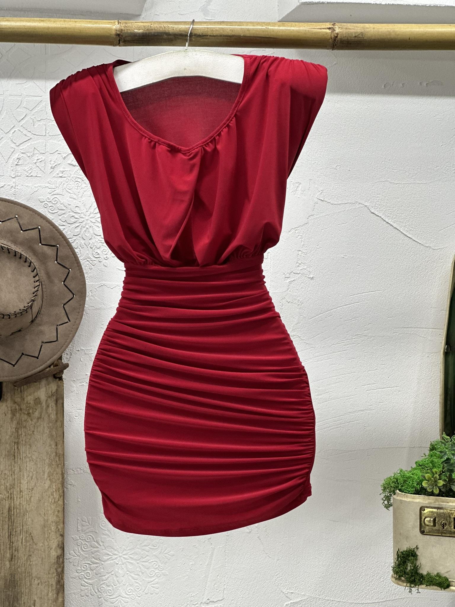 Sandy Kumaş Vatkalı Drape Detay Tasarım Elbise