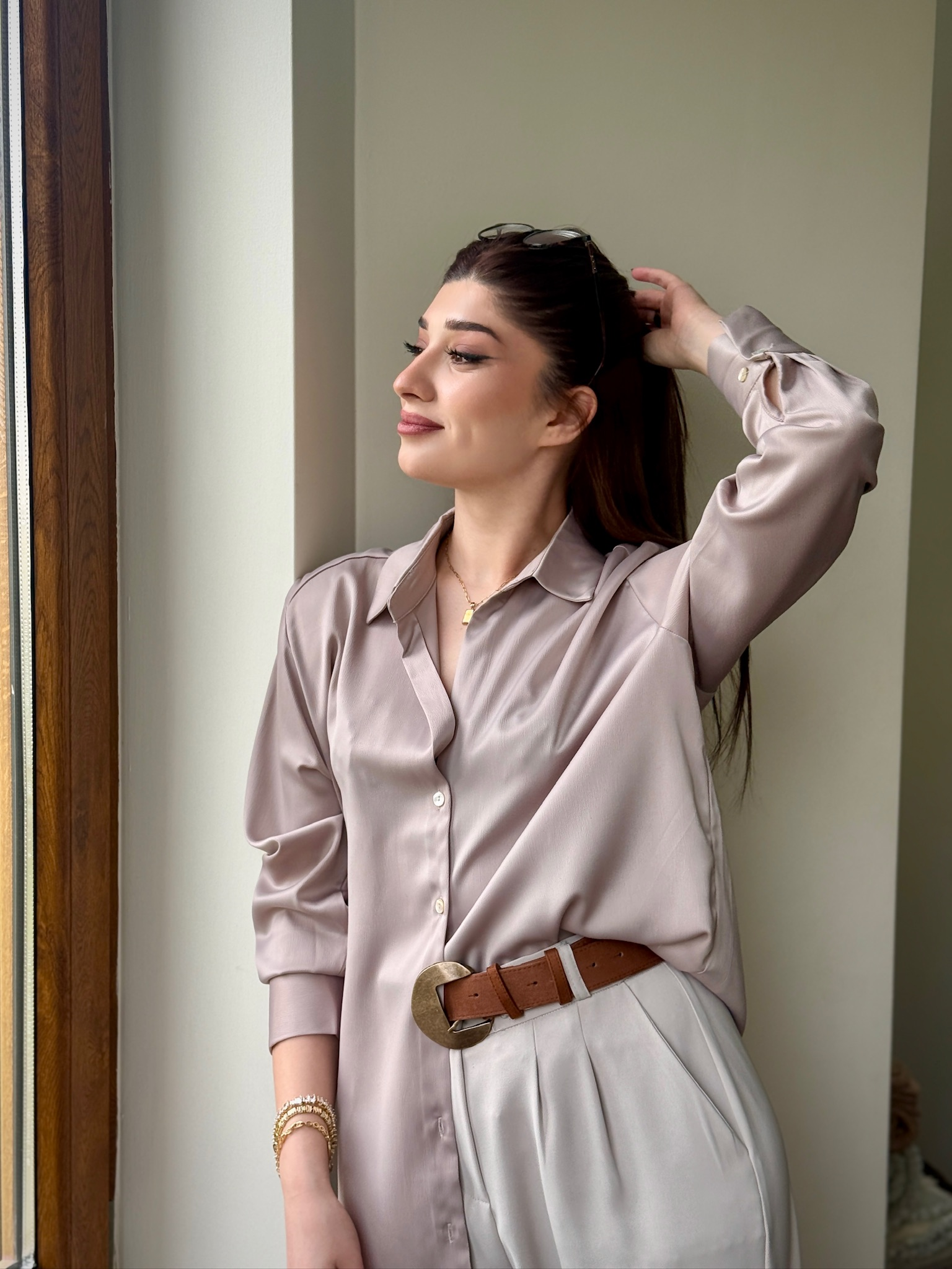 Saten Kumaş Rahat Kalıp Gömlek Krem