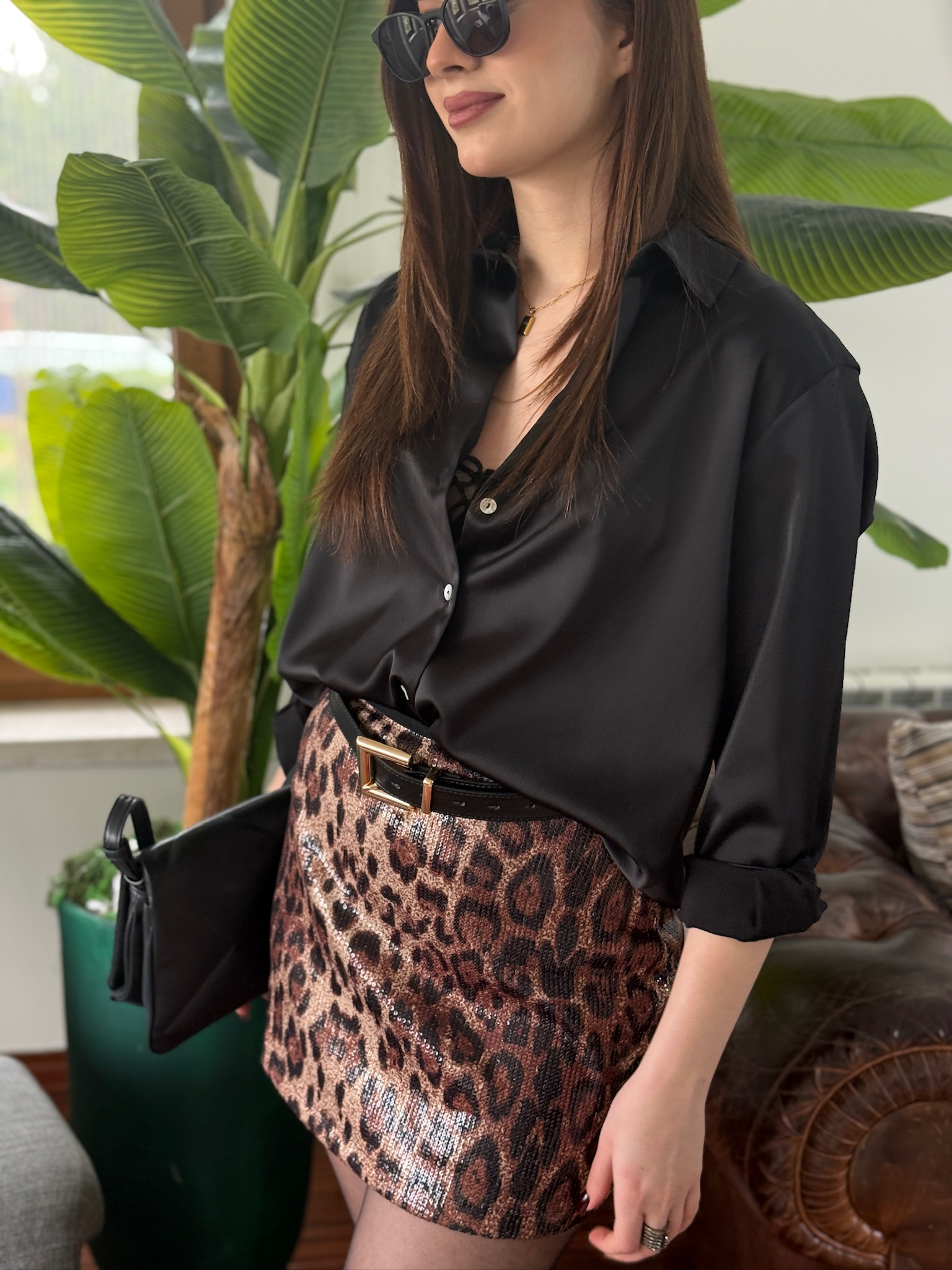 Saten Kumaş Rahat Kalıp Gömlek Siyah