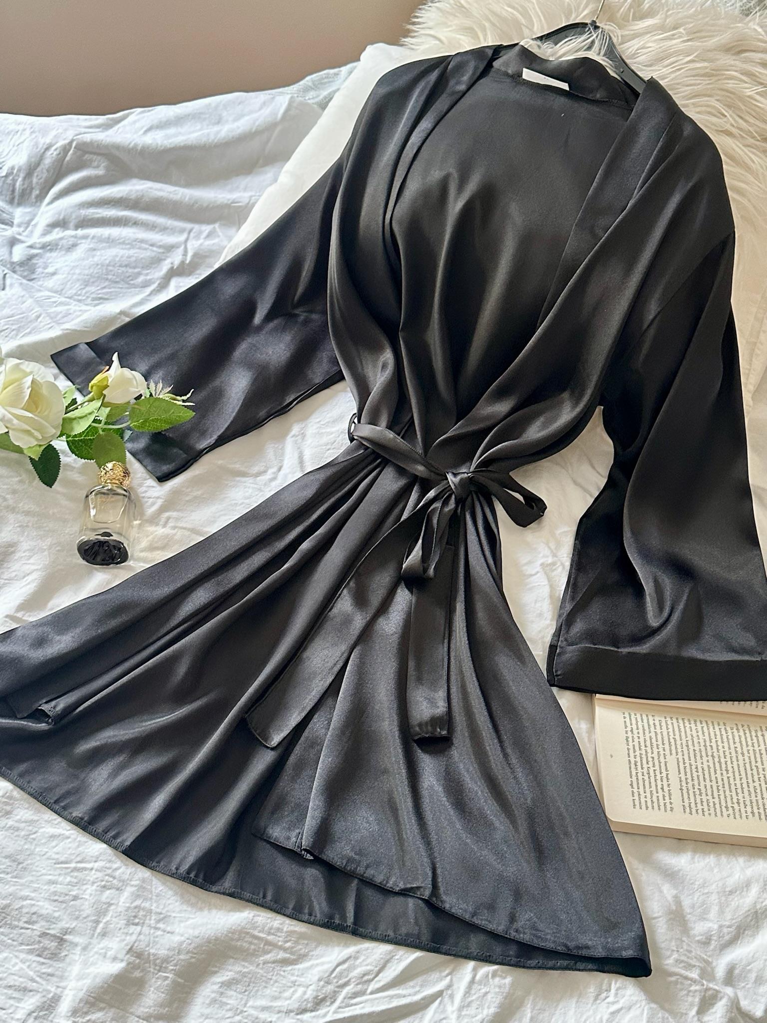 Saten Kumaş Sabahlık Siyah